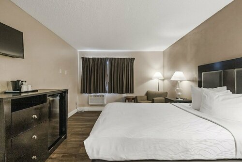 Гостиница Sutter Inn в Юба Сити