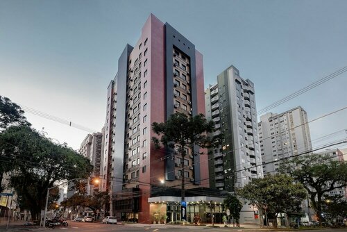 Внешний вид отеля Slaviero Curitiba Shopping в Куритибе, фото 2