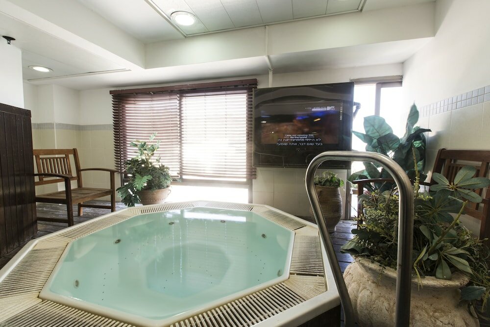 Фото Nazareth Plaza Hotel