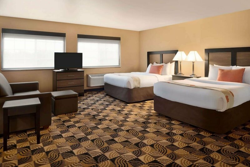 Гостиница Hawthorn Suites by Wyndham Oak Creek/Milwaukee Airport в Ок Крике