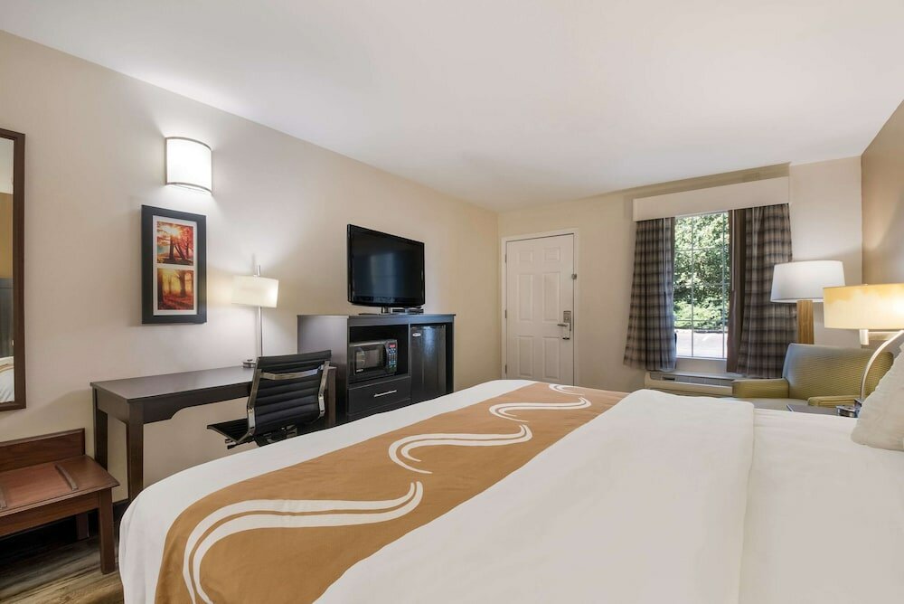Фото Quality Inn Decherd Winchester