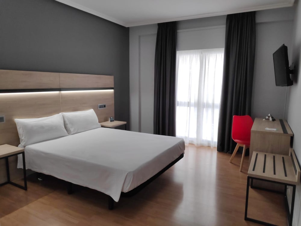 Фото Hotel Alda Centro Zaragoza