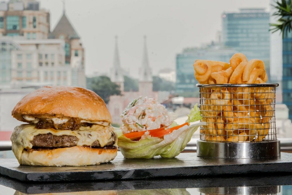 Фото Caravelle Saigon