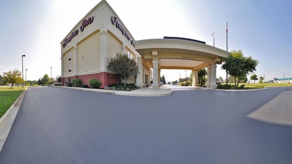 Фото Hampton Inn South Hill