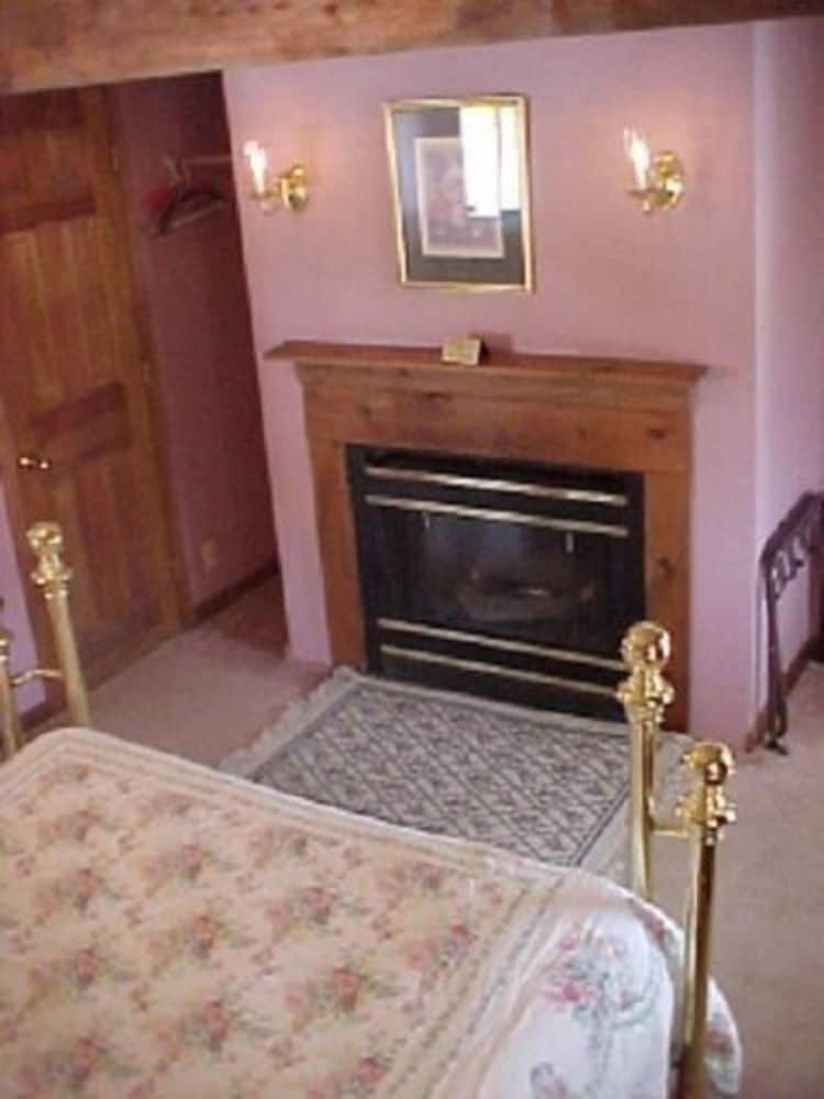 Фото Sturbridge Country Inn