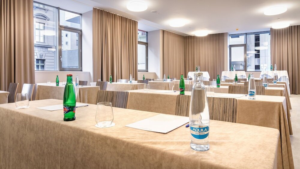 Фото The President