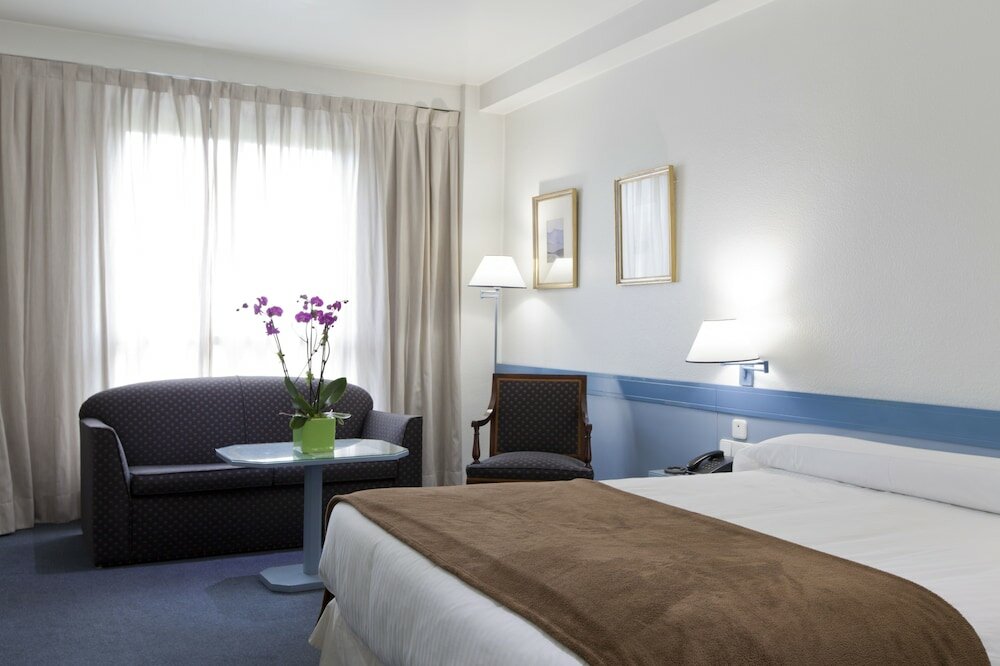 Фото Espahotel Plaza de España