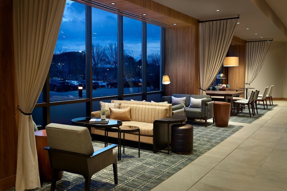 Фото Marriott Kansas City Overland Park