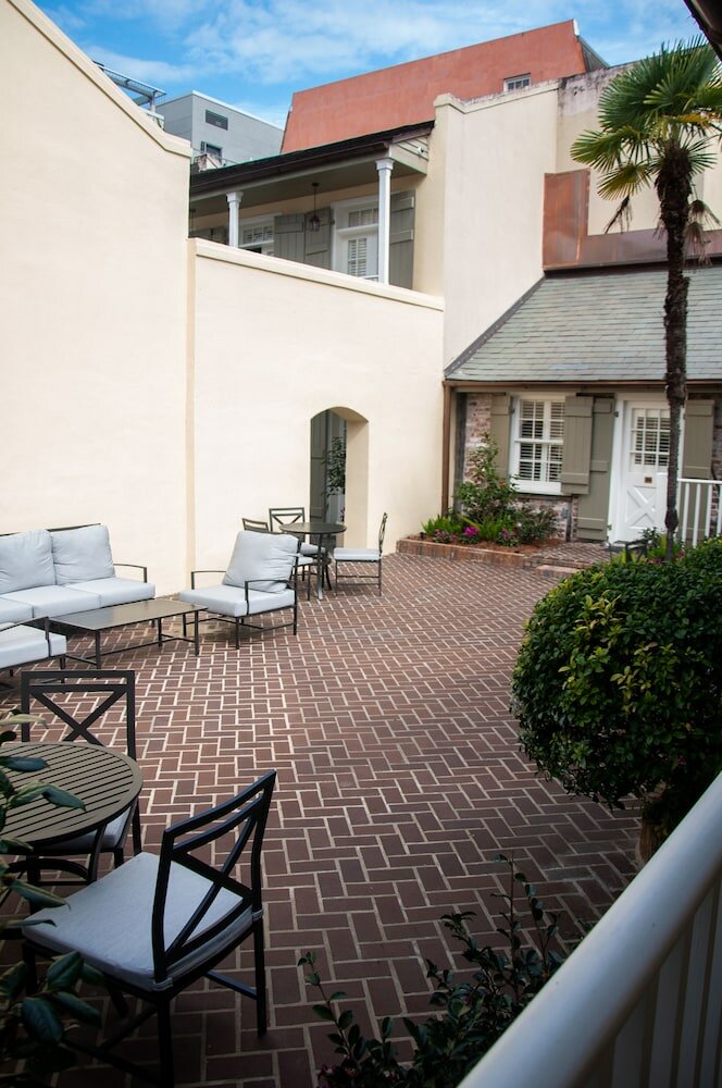 Фото Dauphine Orleans Hotel