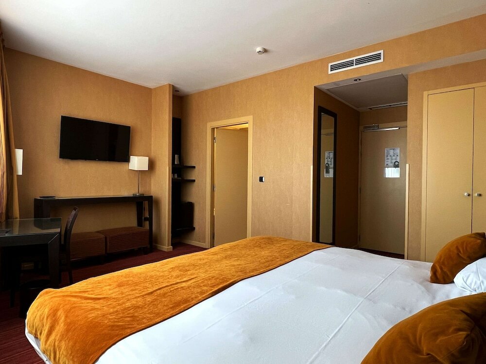 Фото Mercure Bordeaux Château Chartrons