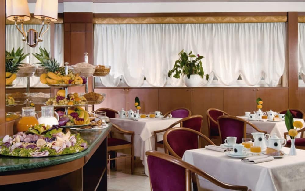 Фото Nyx Hotel Rome by Leonardo Hotels