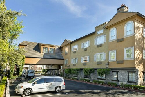 Гостиница Ayres Hotel Costa Mesa/Newport Beach в Коста-Меса