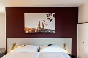 Гостиница Sorell Hotel Rex