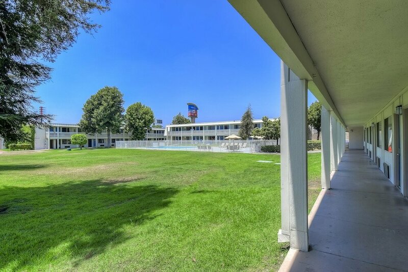 Гостиница Motel 6 Claremont, Ca