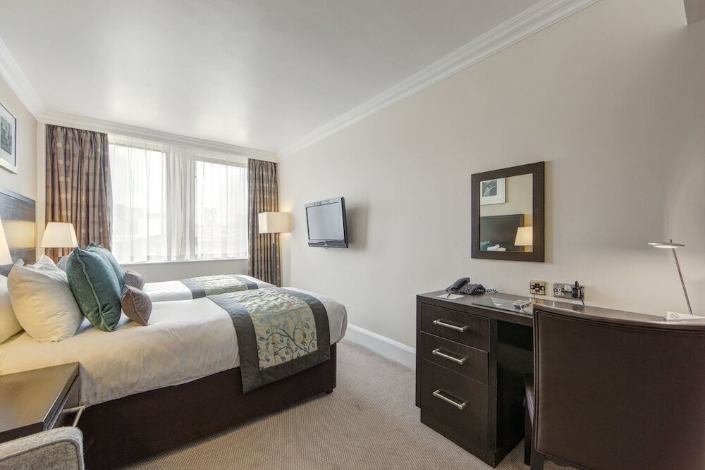 Фото Thistle Trafalgar Square Hotel