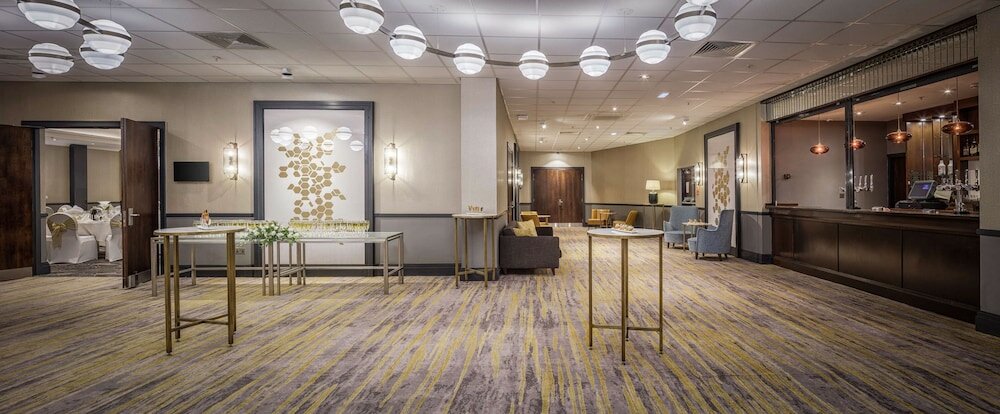 Фото Hilton Leeds City