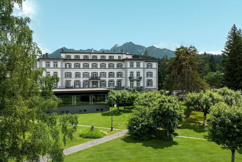 Гостиница Waldhaus Flims Wellness Resort, Autograph Collection в Флимсе