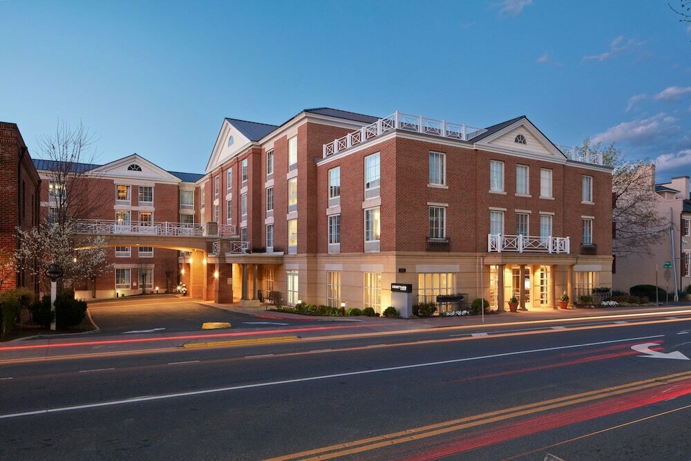 Hotel Courtyard by Marriott Charlottesville University Medical Ctr, Charlottesville, photo