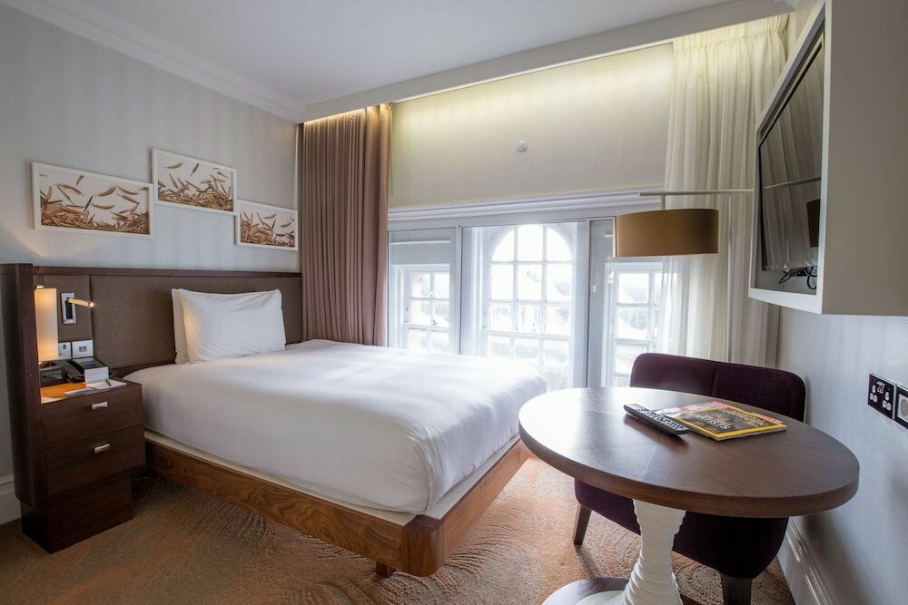 Фото Hilton London Hyde Park