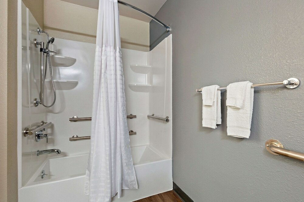 Фото Extended Stay America Premier Suites - Union City - Dyer St