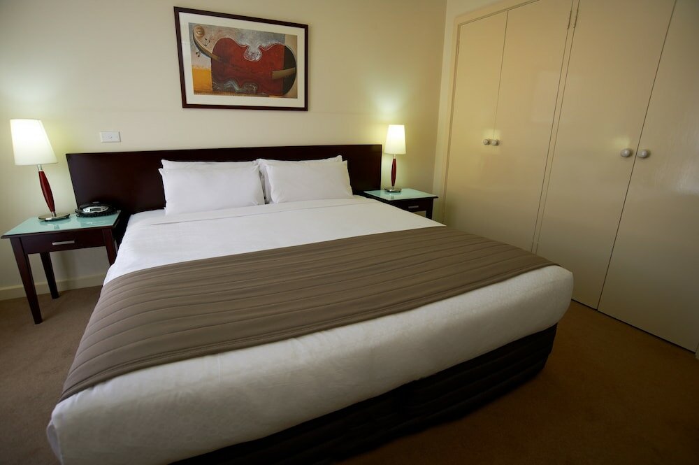 Фото Comfort Apartments Royal Gardens