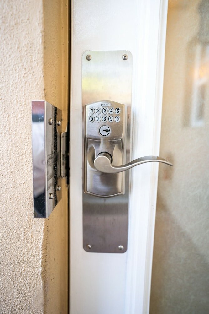 Фото The Capri at Siesta