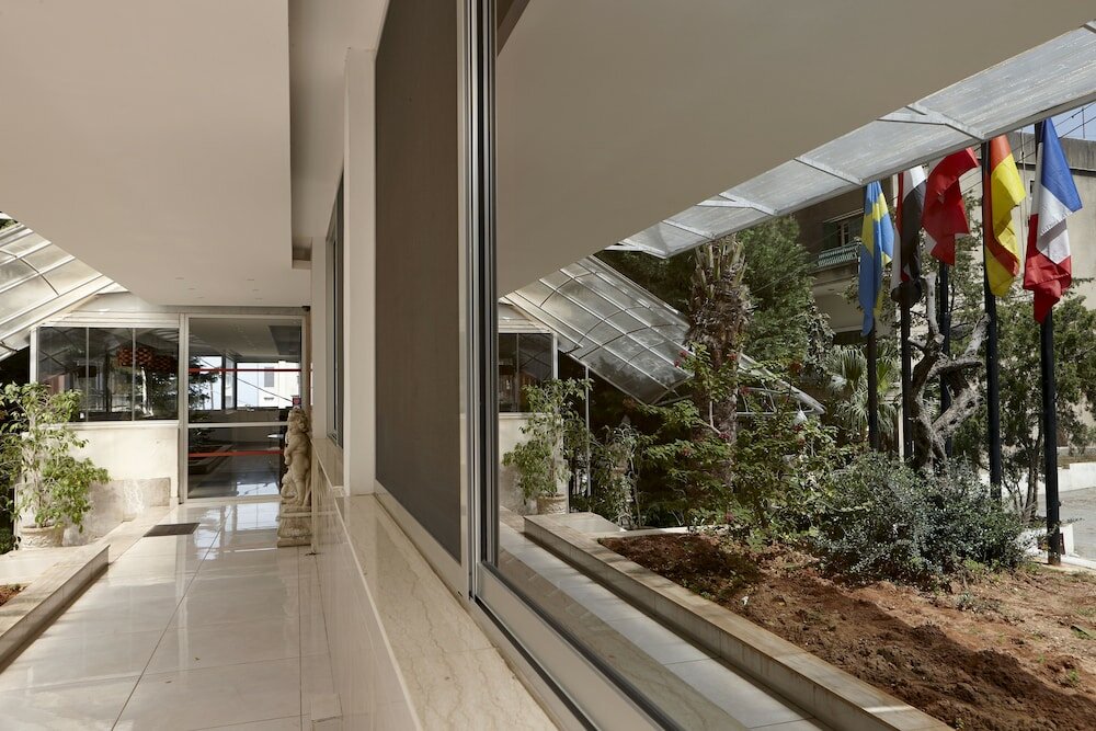 Фото Zoukotel Hotel