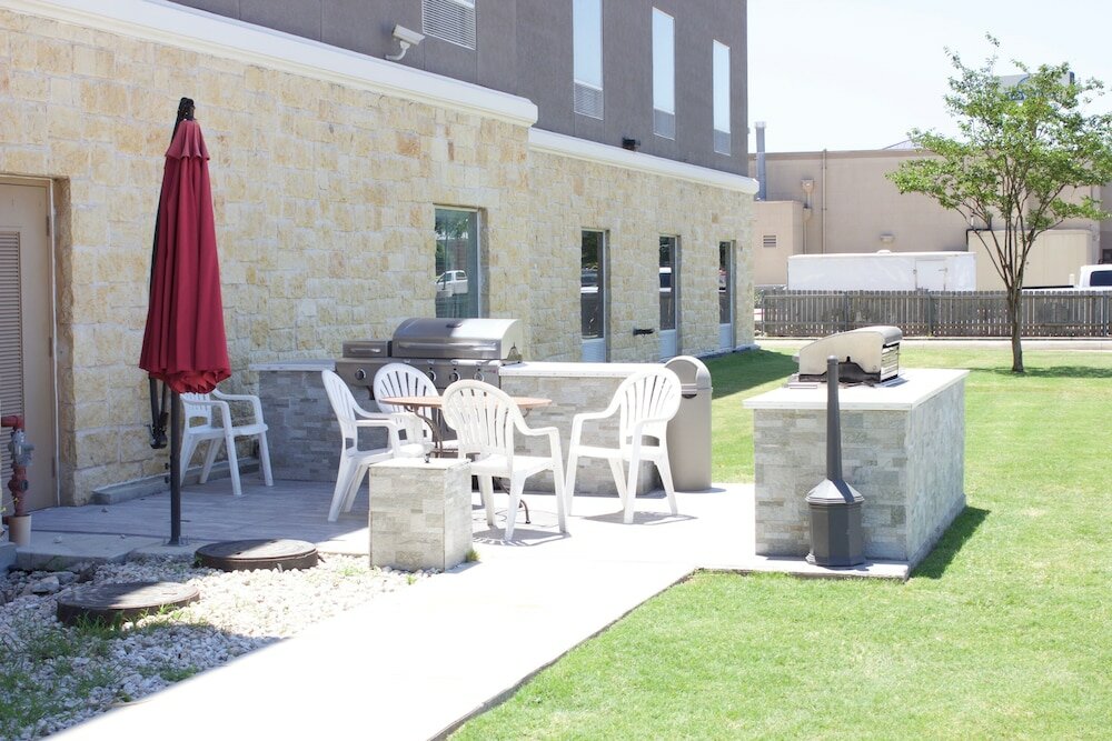 Фото Hampton Inn Seguin