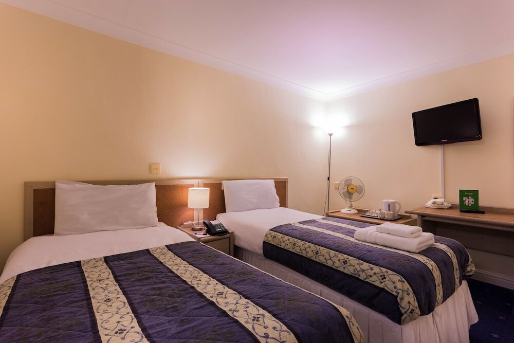 Фото Gardens Hotel