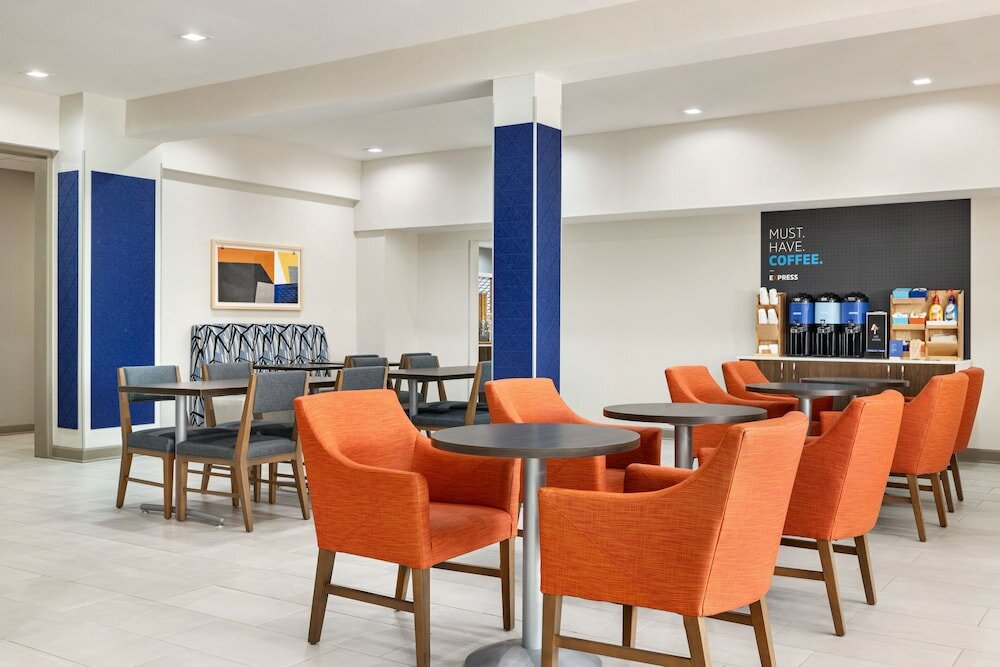 Фото Holiday Inn Express & Suites Opelousas, an Ihg Hotel
