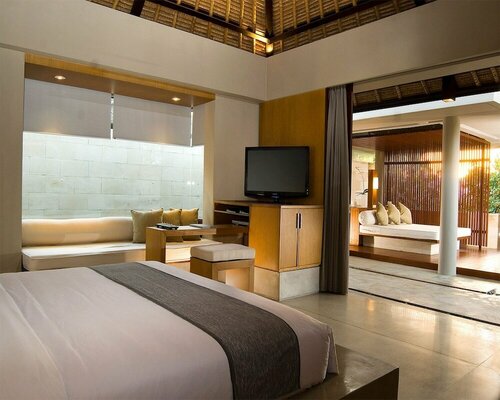 Гостиница The Bale Nusa Dua by LifestyleRetreats