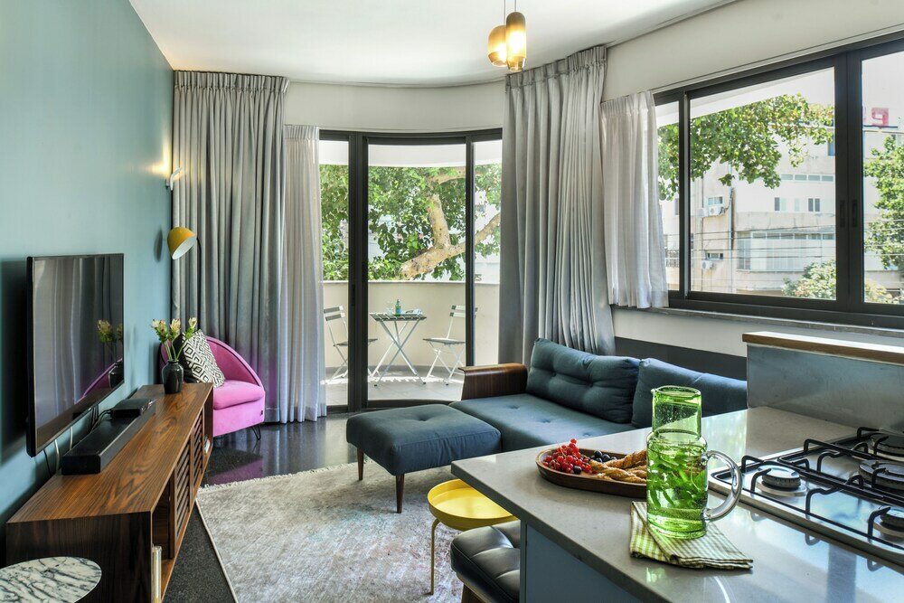 Фото Turquoise Chic Dizengoff Ctr by SeaNRent