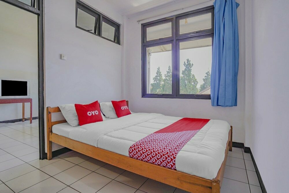 Hotel Oyo 90352 Villa Agape 2, West Java, photo