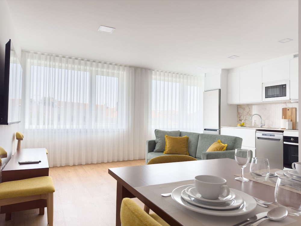 Фото Vibrant Porto Apartments-Campo 24