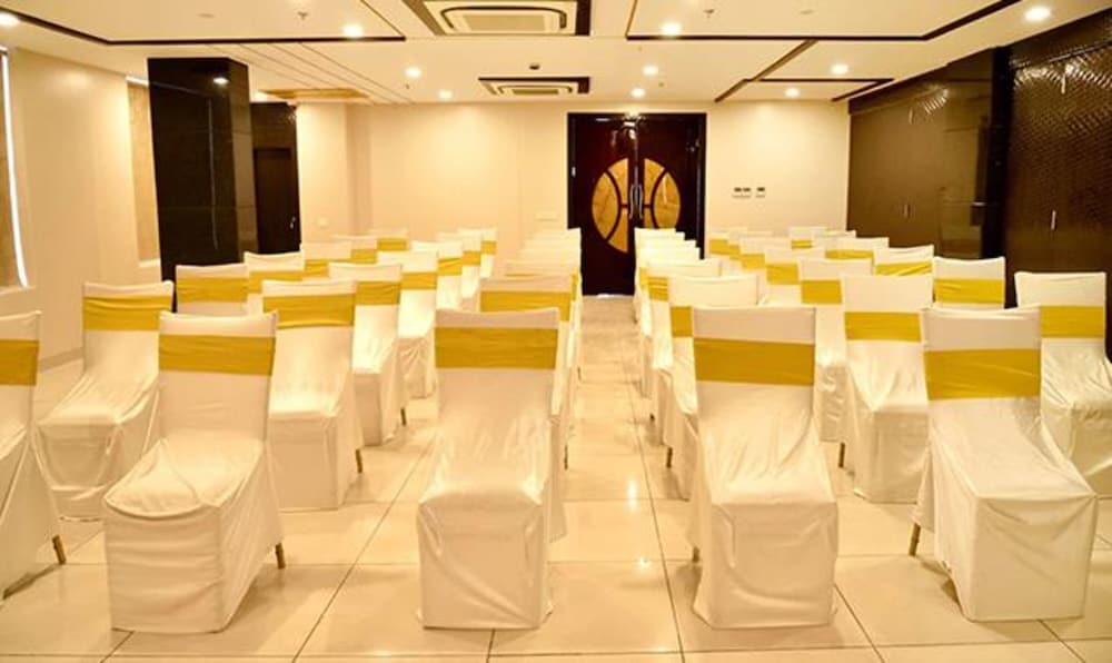 Фото Fabhotel Prime Rester Select Jodhpur