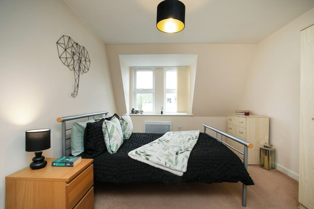Фото 2 Bedroom Apartment in Heart of Notts