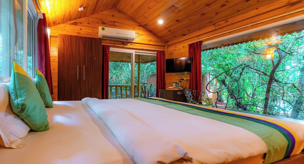 Фото Treebo Trend Rock Valley