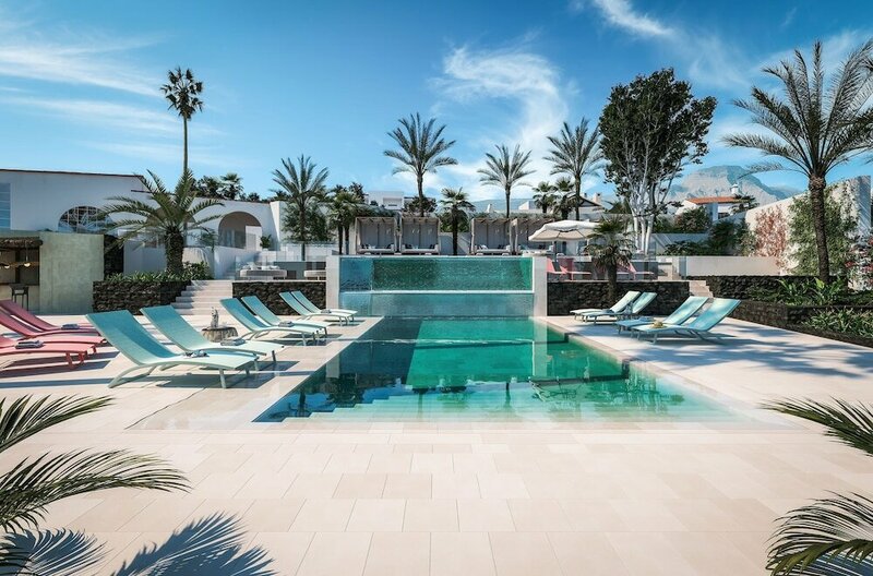 Гостиница Hotel Estefanía Boutique Suites