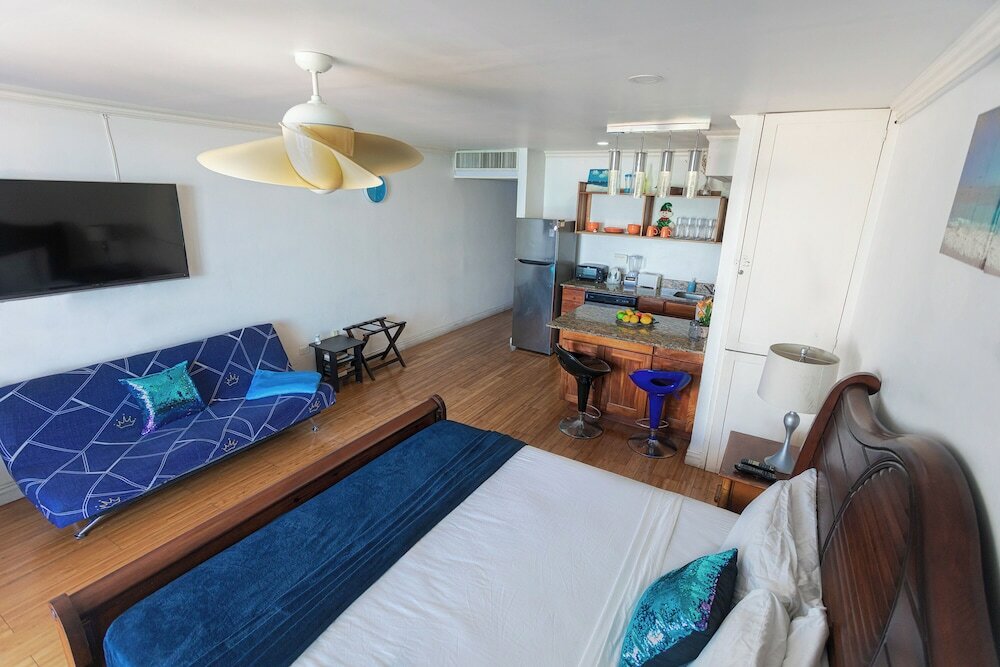 Фото Montego Bay Club