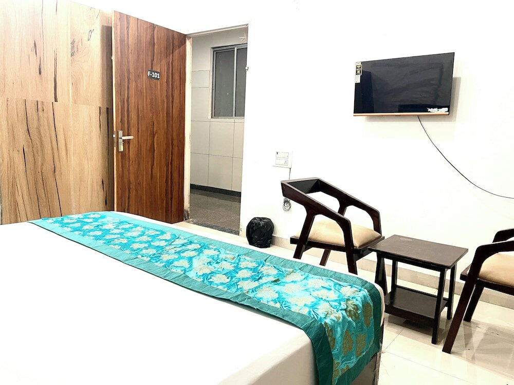 Фото Shri Radha Ashtami Seva Ashram