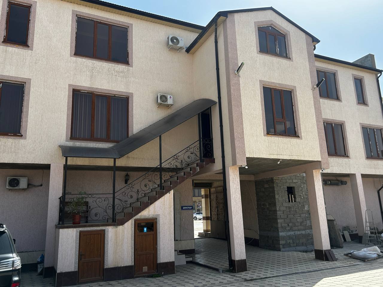 Фото отеля 2