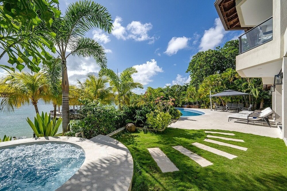 Фото Glamorous 7 Br Villa with Private Pool