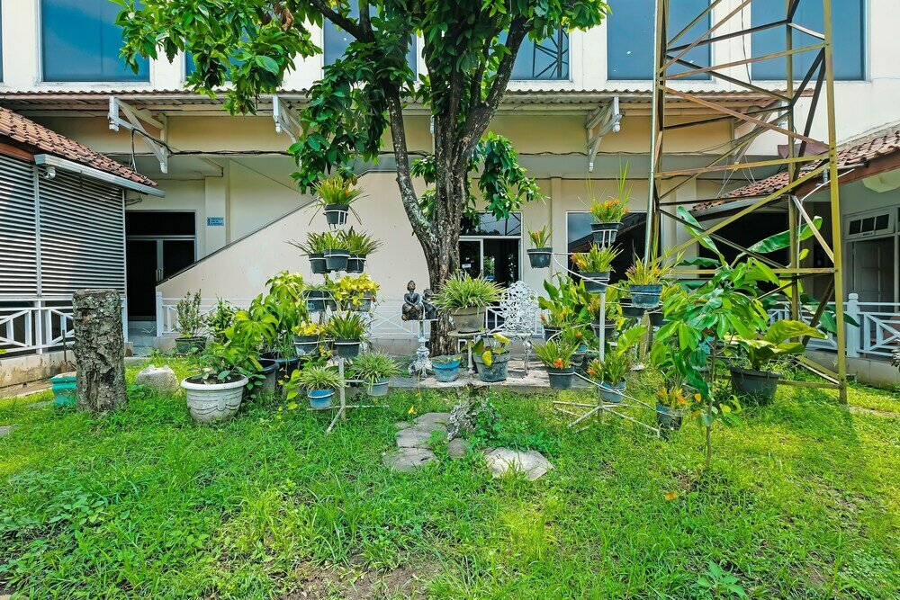 Фото Oyo 92454 Griya Raharja Guest House