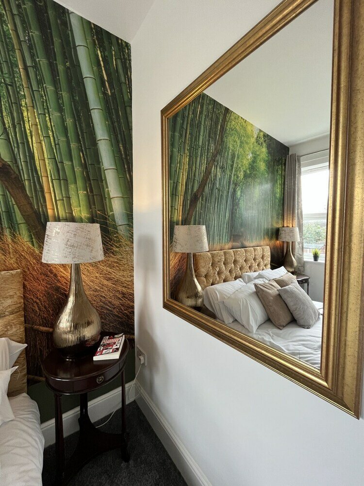 Фото Modern 1 bed Studios for Comfy Stay in Preston