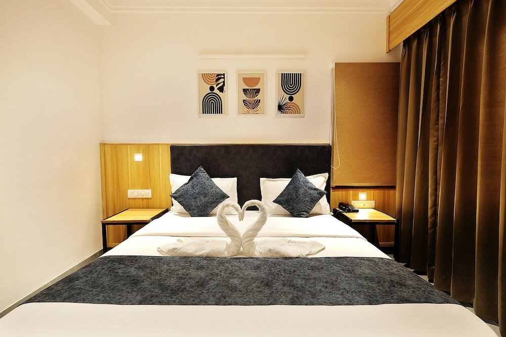 Фото Hotel Sparkle Inn