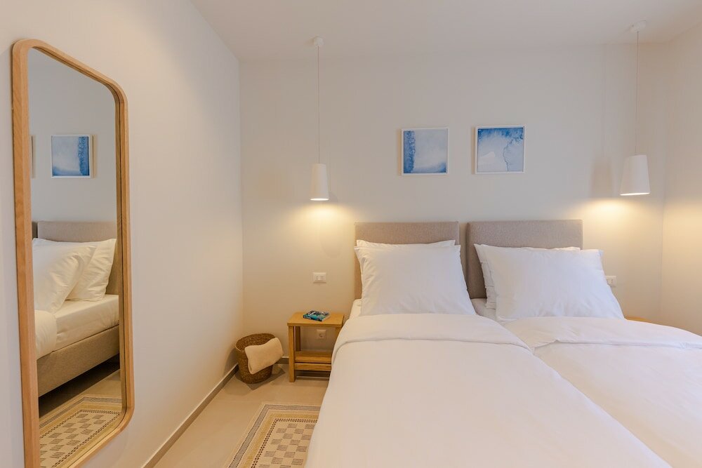 Фото The Olive Poolhouse