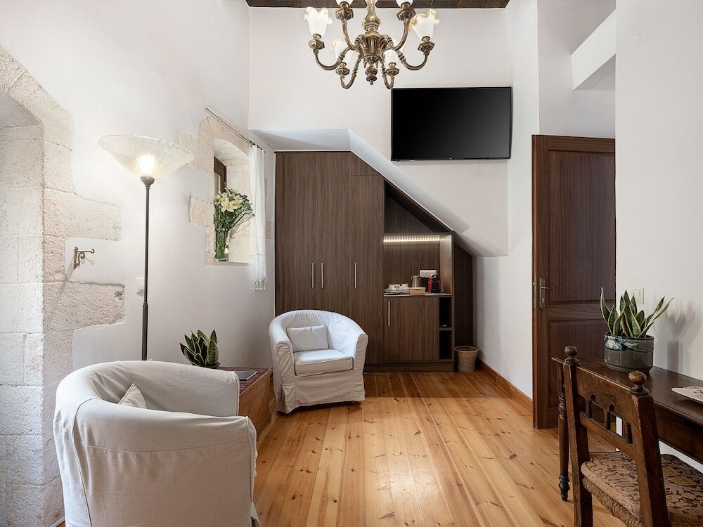 Фото Venetian Palace Chania