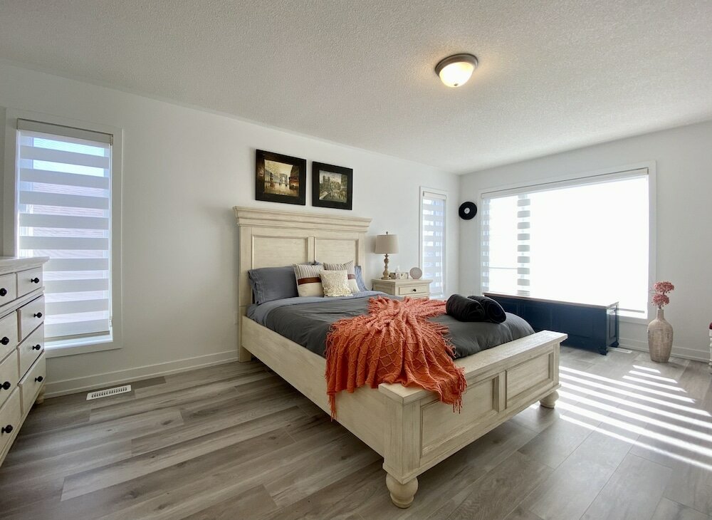 Фото Luxurious Waterfront Residence