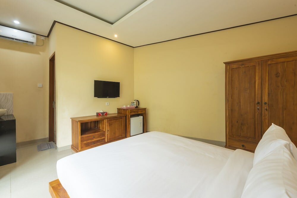 Фото Liliy Guest House Legian
