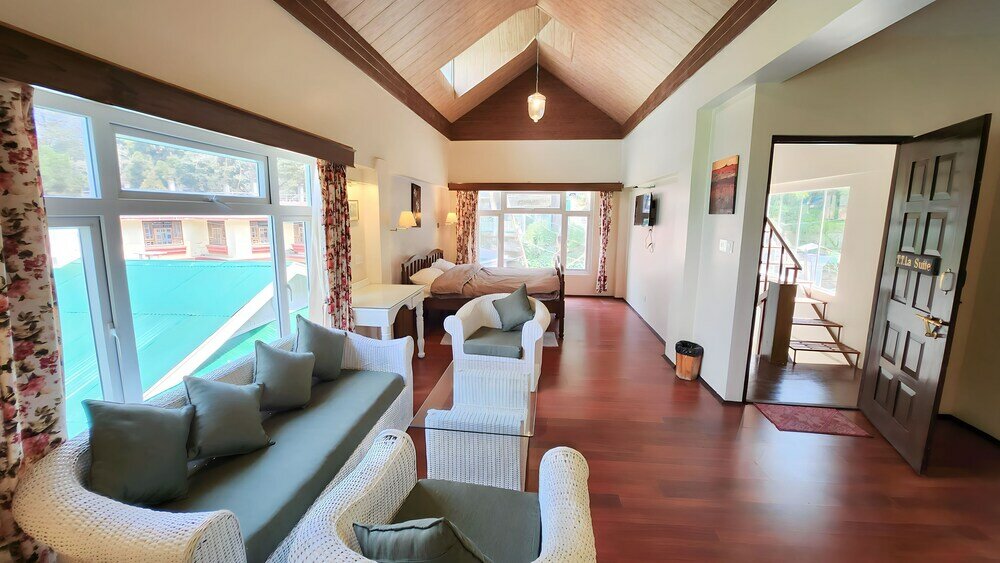 Фото Ivanhoe Hotel A Heritage Property